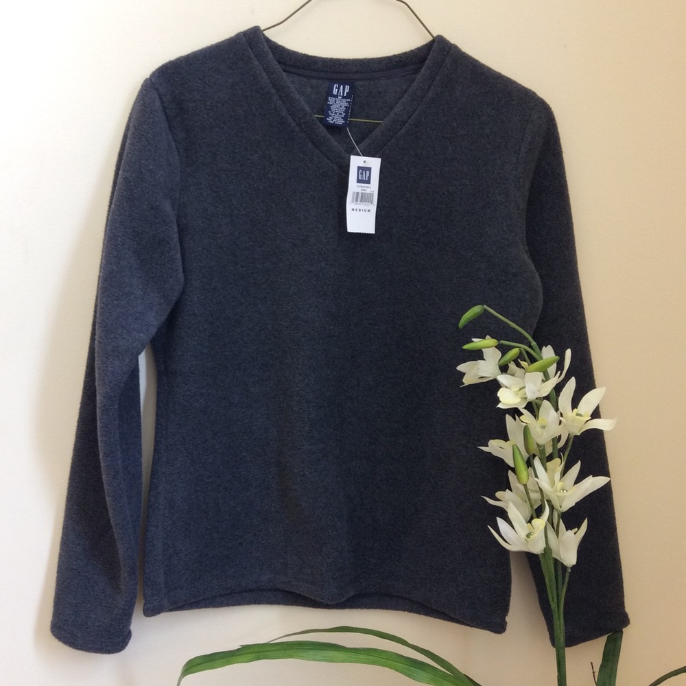 NWT gap sweater